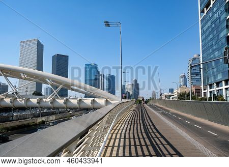 Tel-aviv, Israel - August 02, 2022: Skyscrapers, Office Buildings And The Yehudit Bridge In Tel Aviv
