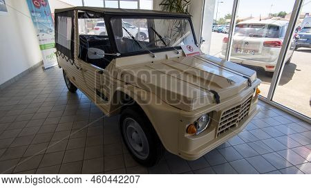 Bordeaux , Aquitaine  France - 08 20 2022 : Citroen Mehari Ancient Beach Car Buggy Convertible Vehic