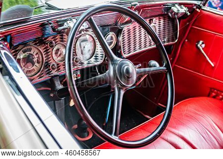 Highlands, Nc - June 11, 2022: Close Up Detailed  Interior View Of A 1936 Auburn 852 Cabriolet At A 