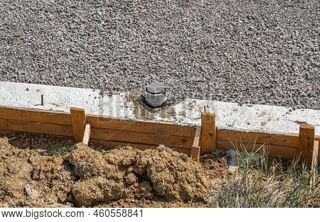 Concrete Foundation Of The House And Backfilling Of Rubble.