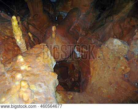 Petralona Cave, Creece- May 25, 2007: Ancient Karst Cave With Stalactites And Stalagmites, Cenote Ce
