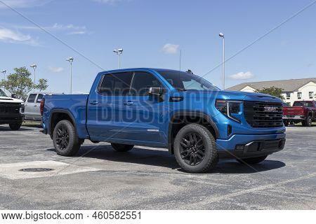 Muncie - Circa August 2022: Gmc Sierra 1500 Elevation Display. The Gmc Sierra 1500 Is Available In A