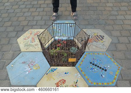 The Newest And Tiniest City Park In The World