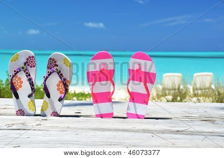 Žabky proti oceánu. Exuma, Bahamy