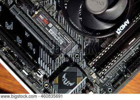 Enjoy Exceptional Performance With The Asus Tuf Gaming B450m Pro S Gaming Black Motherboard. August 