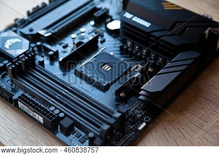 Enjoy Exceptional Performance With The Asus Tuf Gaming B450m Pro S Gaming Black Motherboard. August 