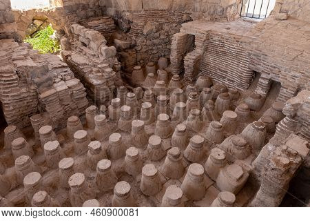 Beit Shean, Israel, August 06, 2022 : Remains Of A Roman Bath In Partially Restored Ruins Of One Of 