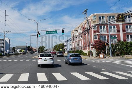 Dewey Beach, Delaware, U.s.a - September 3, 2022 -traffic On Route 1 North In The Summer