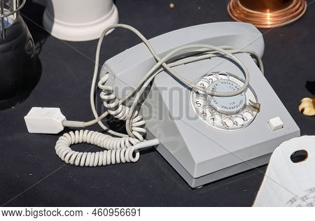 Recording Of An Old Analog Telephone From The Gdr.