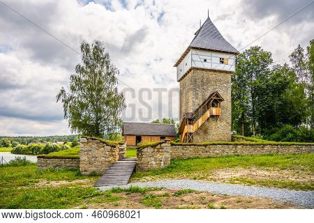 Ticha - Medieval Gothic Fortress With Renovated Tower Near Dolni Dvoriste In South Bohemia, Czech Re