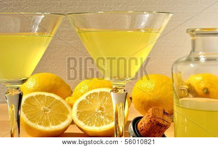Homemade Lemon Drinks