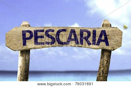 Fishing (In Portuguese) sign with a ocean on background