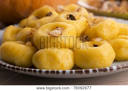 Polish Noodles ( Kluski Slaskie ) With Potatoe And Pumpkin