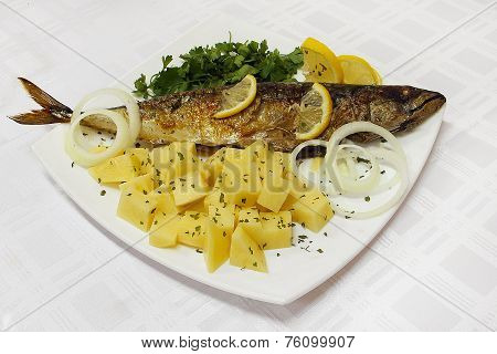 Fried mackerel fish