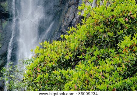 Klong Lan Waterfall