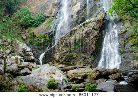 Klong Lan Waterfall