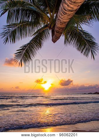 Sea sunrise in Chaweng beach Koh Samui island, Thailand.