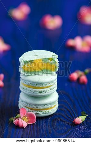 Makarons matcha