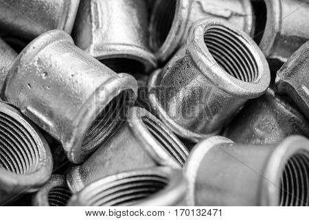 Placer connecting fittings for metal pipes. Small steel castings.