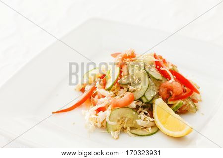 salad with chicken