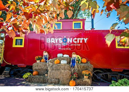 Bryson city NC October 23 2016 - Great Smoky Mountains Train ride city scenes