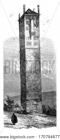 Pile Cinq Mars in Touraine, vintage engraved illustration. Magasin Pittoresque 1845.