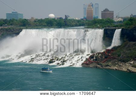 Niagarské vodopády 