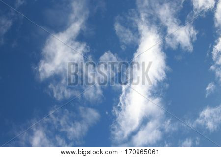 Blue sky and white clouds Looked beautiful