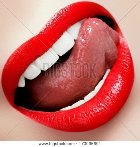 Close-up Happy Female Smile With Healthy White Teeth, Bright Magenta Lips Make-up. Cosmetology, Dent