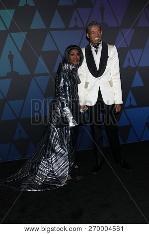 LOS ANGELES - NOV 18:  Cicely Tyson, B Michael at the 10th Annual Governors Awards at the Ray Dolby Ballroom on November 18, 2018 in Los Angeles, CA