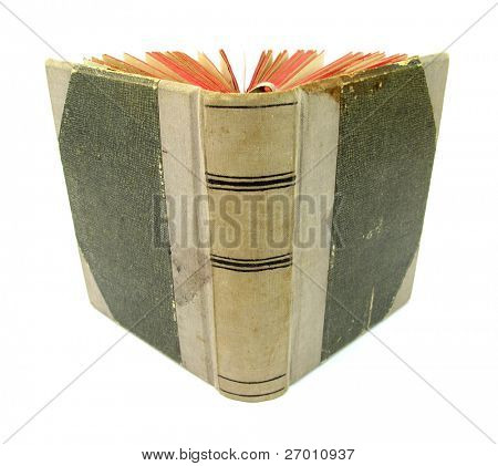 oud boek met rode pagina 's