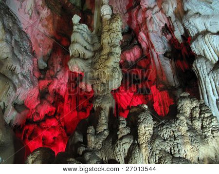 schöne Höhle