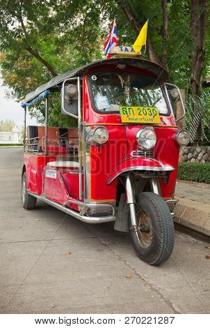 Tuktuk Is Popular Among Inhabitants Of Cities And Tourists.thailand