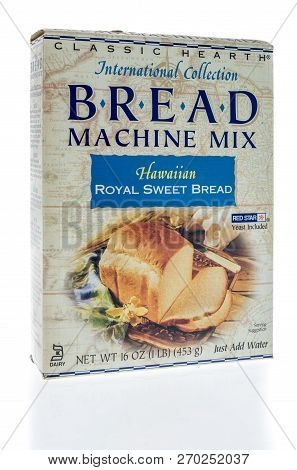 Winneconne, Wi - 11 November 2018: A Package Of Classic Hearth Bread Machine Mix In Hawaiian Roayl S