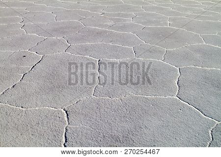 Surface Of Worlds Biggest Salt Plain Salar De Uyuni, Bolivia