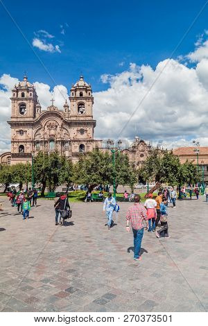 Cuzco, Peru - May 23, 2015:  La Compania De Jesus Church On Plaza De Armas Square In Cuzco, Peru.