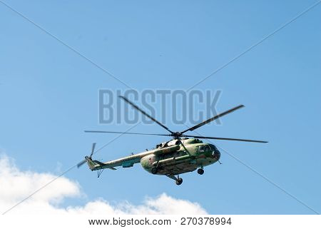 Tyumen, Russia - August 4, 2017: International Army Games. Engineering Formula Contest. Military Hel
