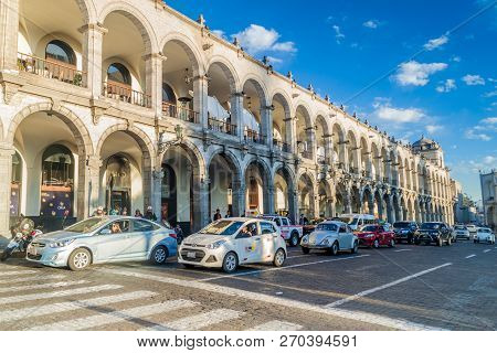Arequipa, Peru - May 26, 2015: Colonial Houses On Plaza De Armas Square In Arequipa, Peru