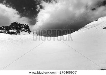 Snowy Mountain Pass And Sky With Storm Clouds. Turkey, Central Taurus Mountains, Aladaglar (anti Tau