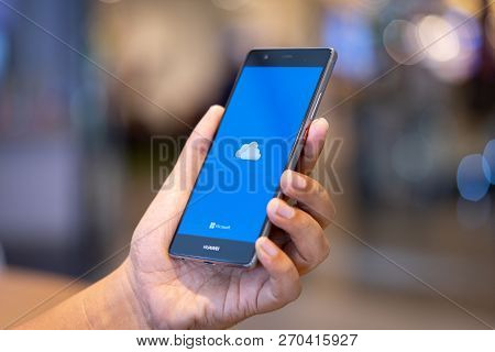 Chiang Mai, Thailand - Oct. 28,2018: Man Holding Huawei With Onedrive On Screen. Microsoft Onedrive 