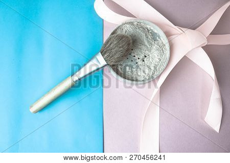 Beauty Box, Crumbly Matte Mineral Powder With A Special Brown Beautiful Wooden Brush From Natural Na