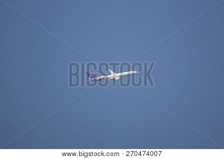 Boeing 777-300 Of Thai Airway.