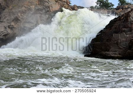 Hogenakkal - The Smoky Rock Waterfall In Tamilnadu India