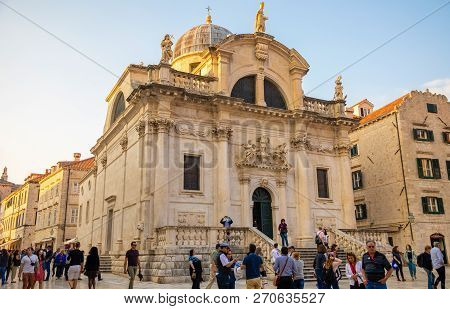 Dubrovnik, Croatia - 20.10.2018: Square At St Blaise Church And People At Stradun Street In The Old 