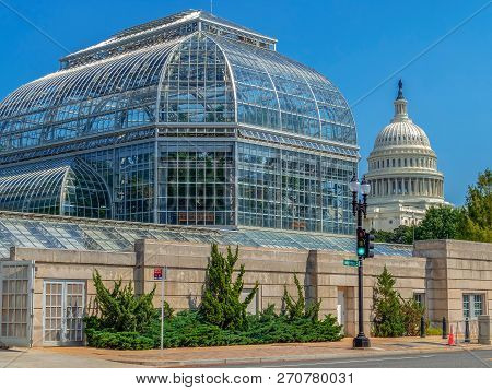 Washington Dc, Usa - September 4, 2018: The United States Botanic Garden Conservatory, One Of The Ol