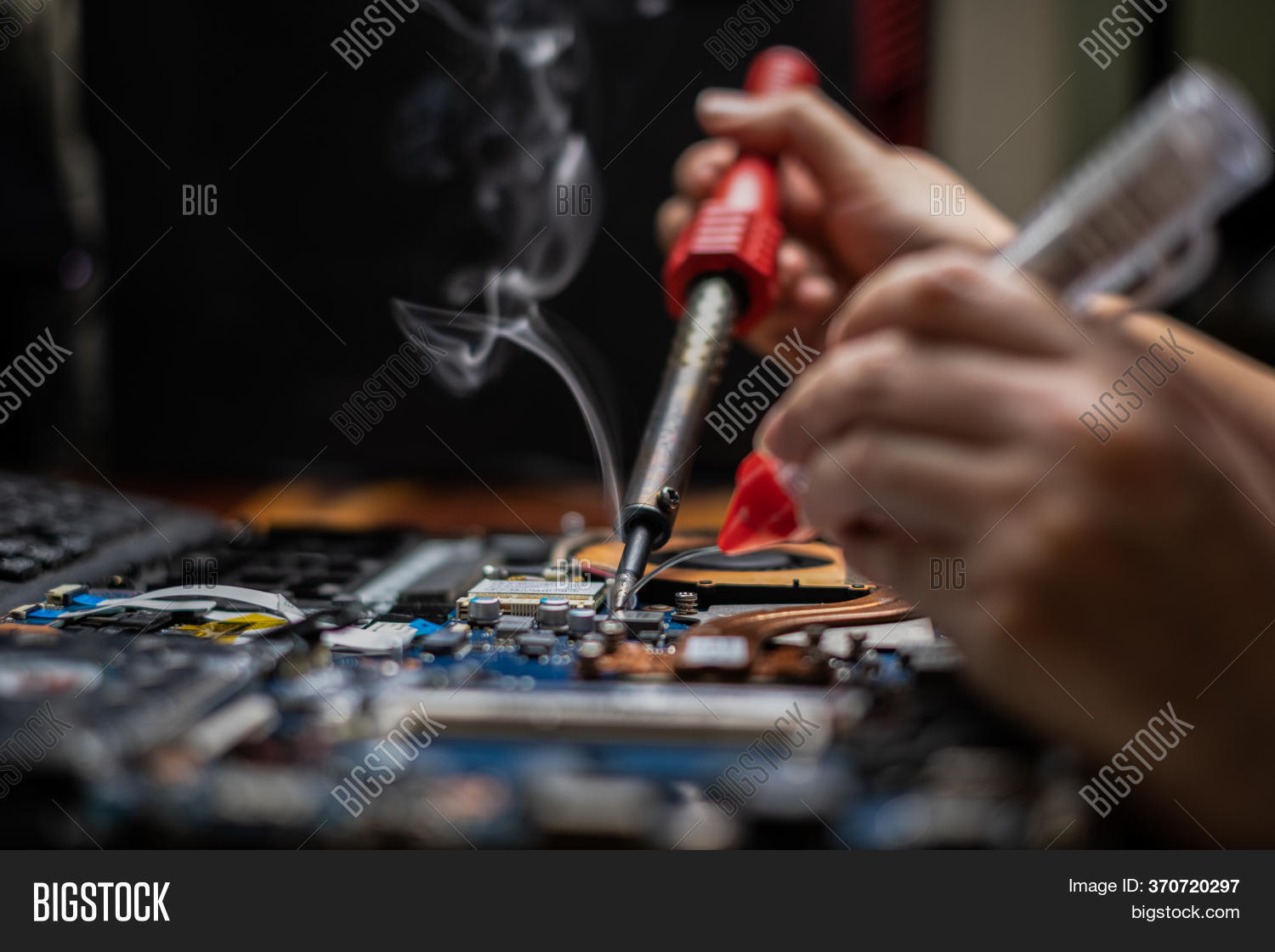 Close Hand Technician Image & Photo (Free Trial) Bigstock