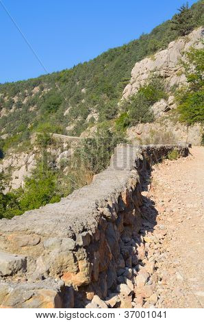 Estrada nas montanhas