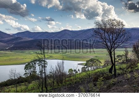 The Blowering Reservoir Of The Tumut River In New South Wales, Australia At A Cloudy Day In Summer.