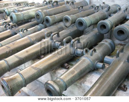 Cannon, pistolet Kremlin