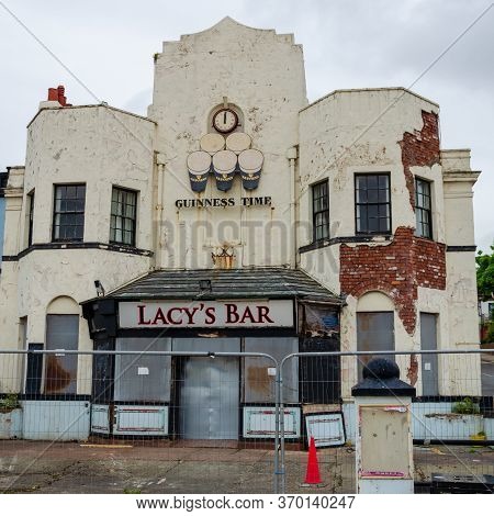 New Brighton, Uk: Jun 3, 2020: A Street View Shows The Impact Of Corona Virus Pandemic On Businesses